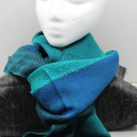 Liviano Scarf